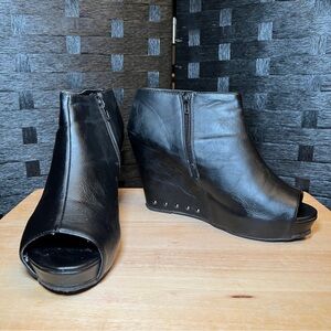 Women’s Size 11 Torrid black booties